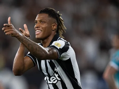 Vitinho e Danilo, do Botafogo, entram em pré-lista de Ancelotti