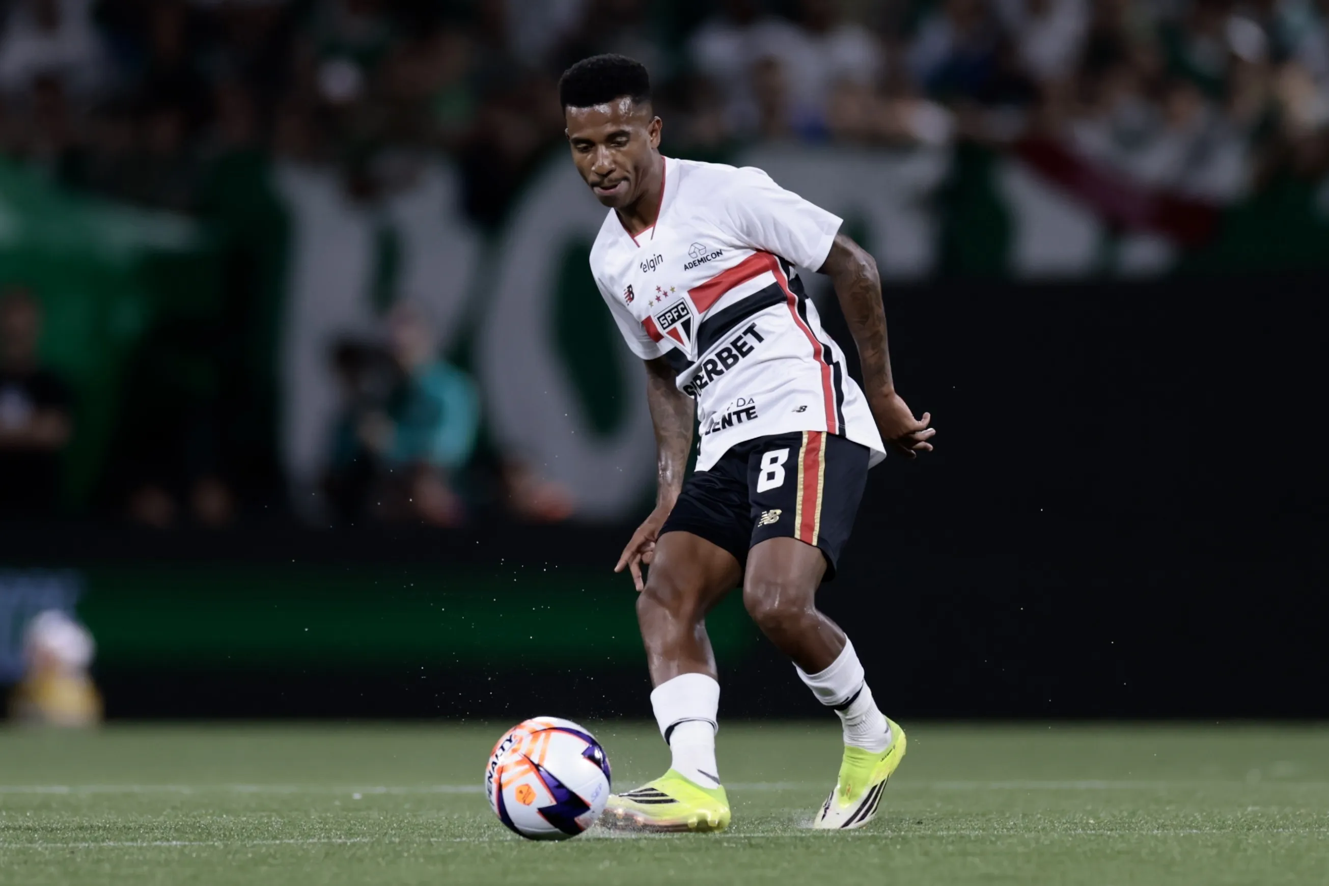 Marcos Antonio jogador do Sao Paulo durante partida contra o Palmeiras no estadio Arena Barueri pelo campeonato Paulista 2026. Foto: Marcello Zambrana/AGIF