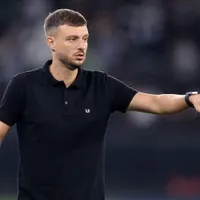 Botafogo não quer demitir Anselmi, mas estuda 'plano B' caso time não melhore
