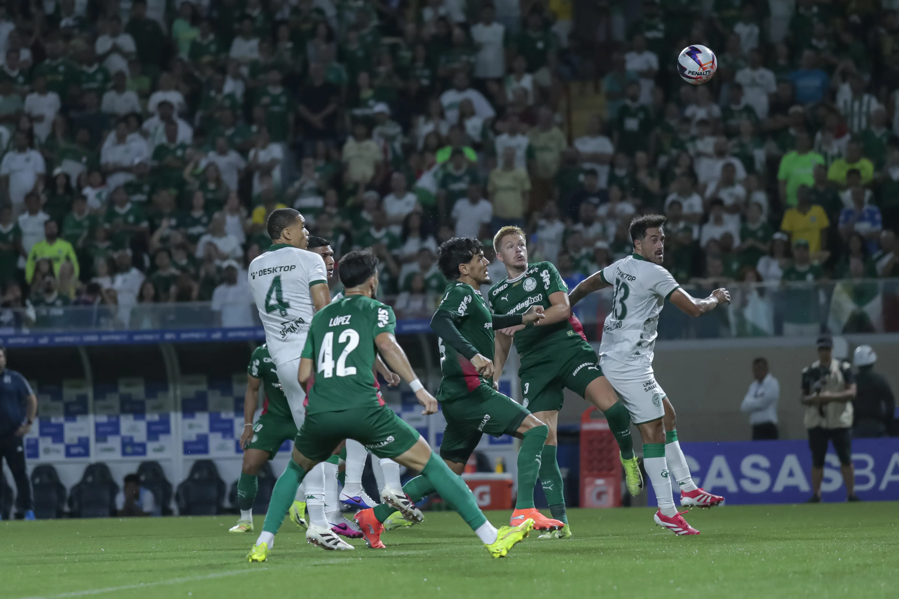 SP – BARUERI – 15/02/2026 – PAULISTA 2026, PALMEIRAS X GUARANI – Bruno Fuchs jogador do Palmeiras durante partida contra o Guarani no estadio Arena Barueri pelo campeonato Paulista 2026. Foto: Marco Miatelo/AGIF