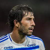 Lucas Silva expõe cobrança de Pedrinho no vestiário do Cruzeiro