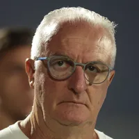 Cuca é citado no Corinthians após pressão aumentar sobre Dorival