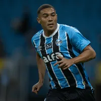 Carlos Vinícius marca, mas perde outro e Grêmio fica no empate com RB Bragantino
