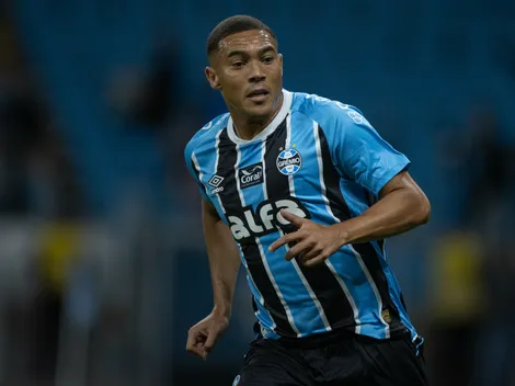 Carlos Vinícius marca, mas perde outro e Grêmio fica no empate com RB Bragantino