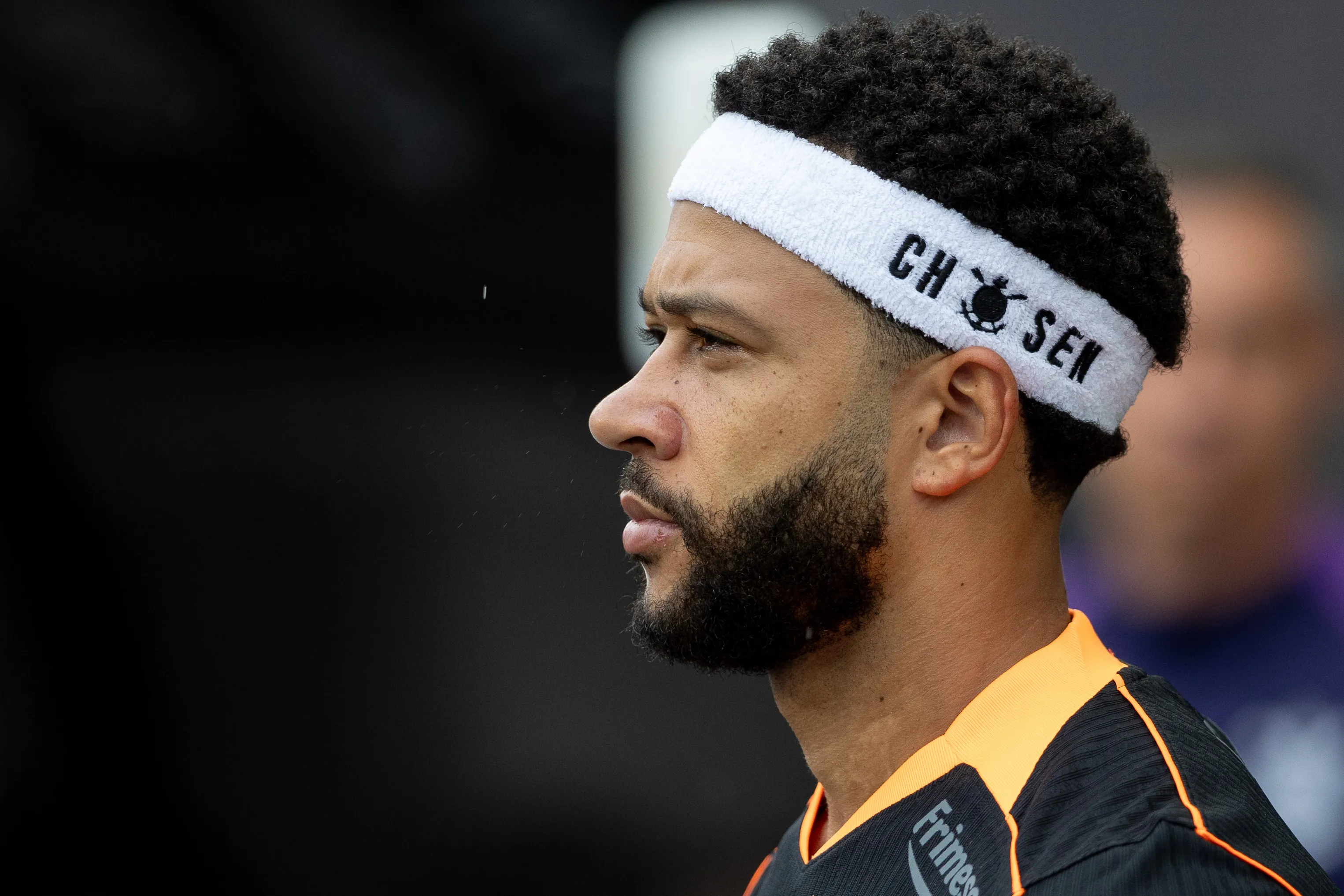 SP – SAO PAULO – 02/11/2025 – BRASILEIRO A 2025, CORINTHIANS X GREMIO – Memphis Depay  do Corinthians durante entrada em campo para partida contra o Gremio no estadio Arena Corinthians pelo campeonato Brasileiro A 2025. Foto: Joisel Amaral/AGIF