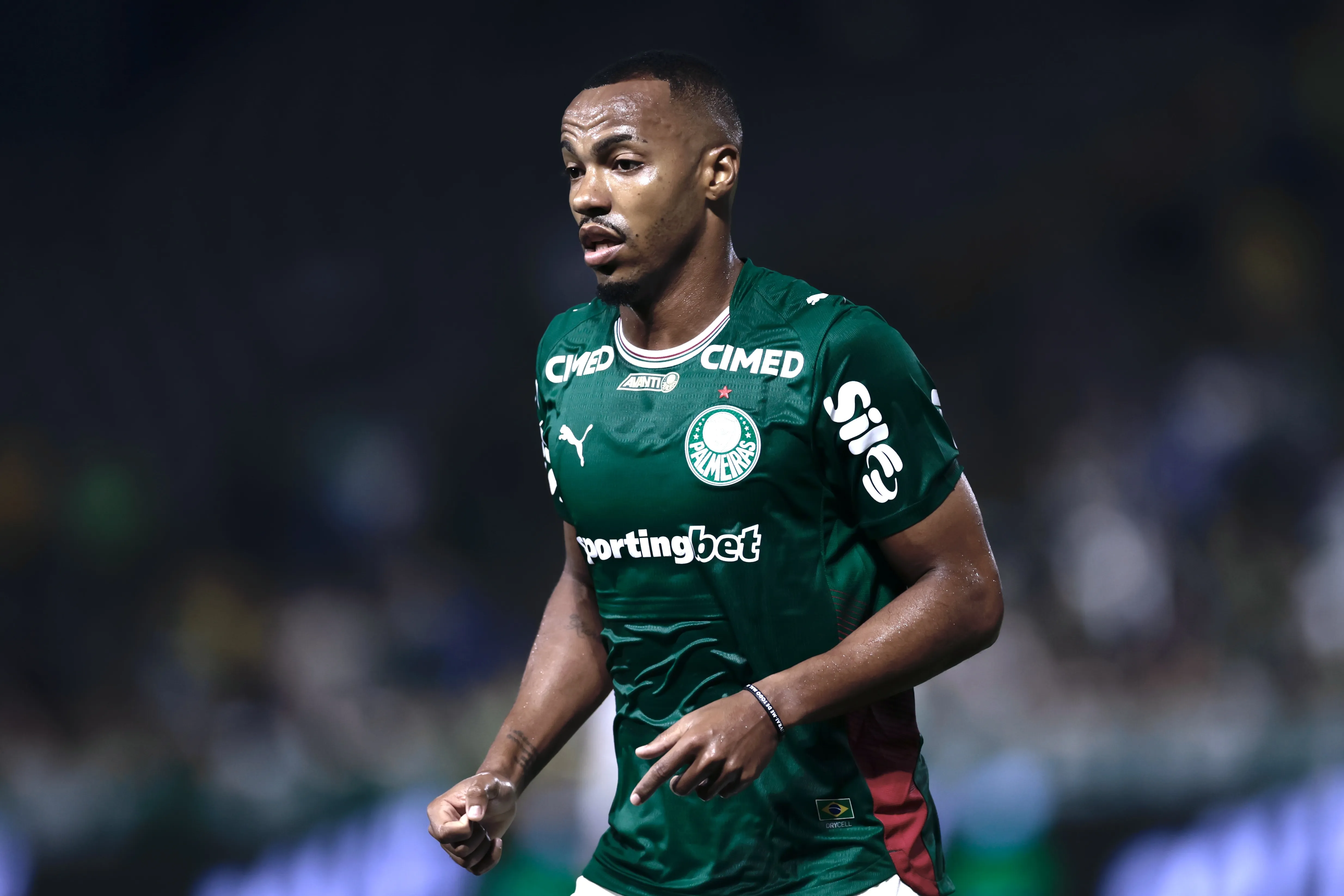 Marlon Freitas se pronunciou sobre o Botafogo – Foto: Marcello Zambrana/AGIF.