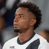 Renato detalha escolha por Thiago Mendes como capitão do Vasco
