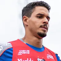 Lucas Veríssimo se coloca a disposição para jogar em Santos x Corinthians