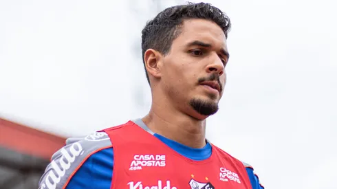 Lucas Veríssimo, novo reforço do Santos. Foto: Rebeca Reis/AGIF