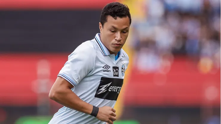 Marlon jogador do Gremio durante partida contra o Sport no estadio Ilha do Retiro pelo campeonato Brasileiro A 2025.