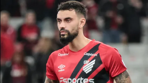 Mastriani jogador do Athletico-PR durante partida contra o Danubio no estadio Arena da Baixada pelo campeonato Copa Sul-Americana 2024. Foto: Robson Mafra/AGIF