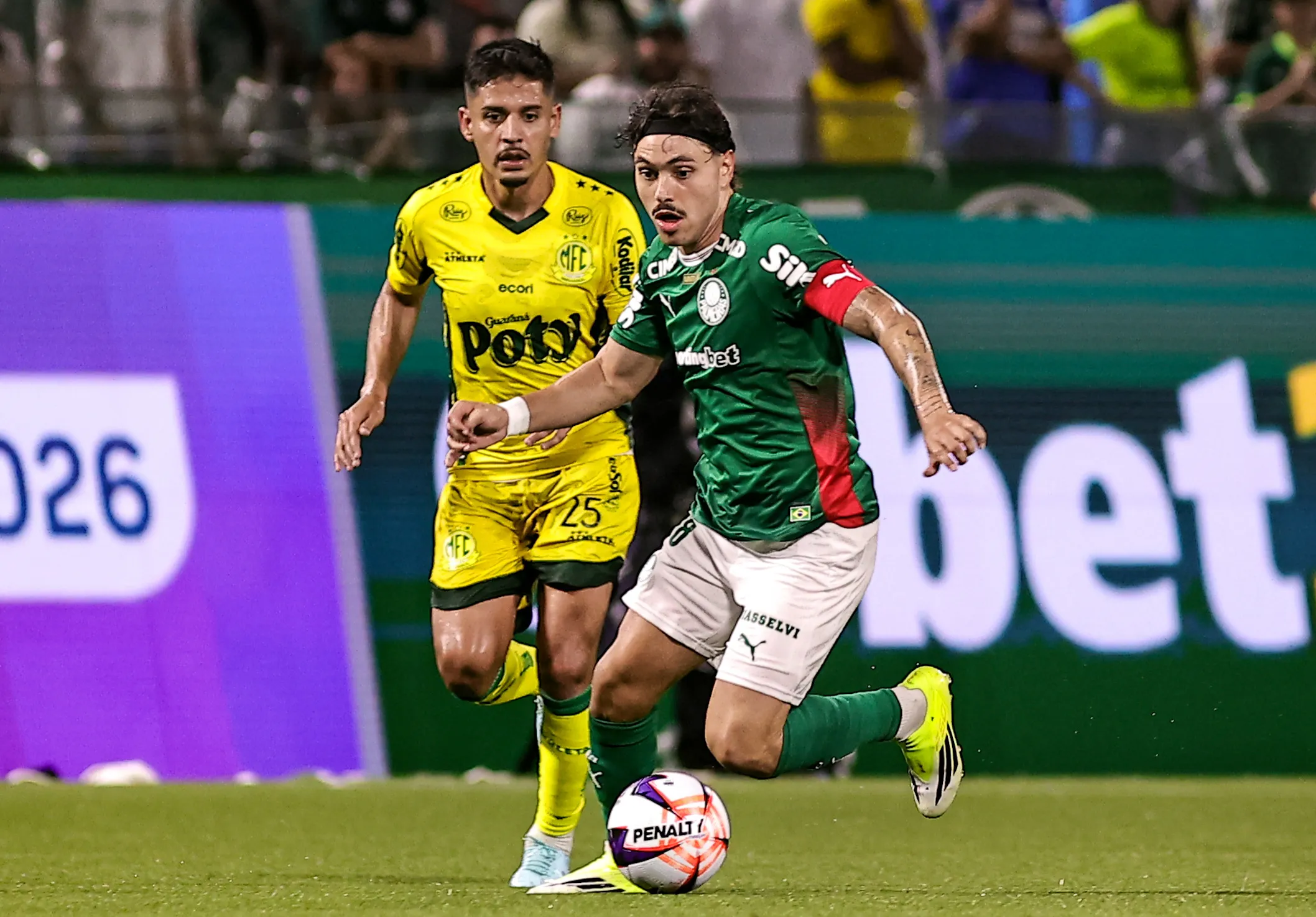 Mauricio, jogador do Palmeiras, durante partida contra o Mirassol – Foto: Fabio Giannelli/AGIF