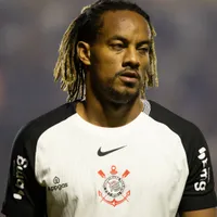 Carrillo preocupa Corinthians para clássico diante do Santos