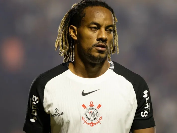 Carrillo preocupa Corinthians para clássico diante do Santos