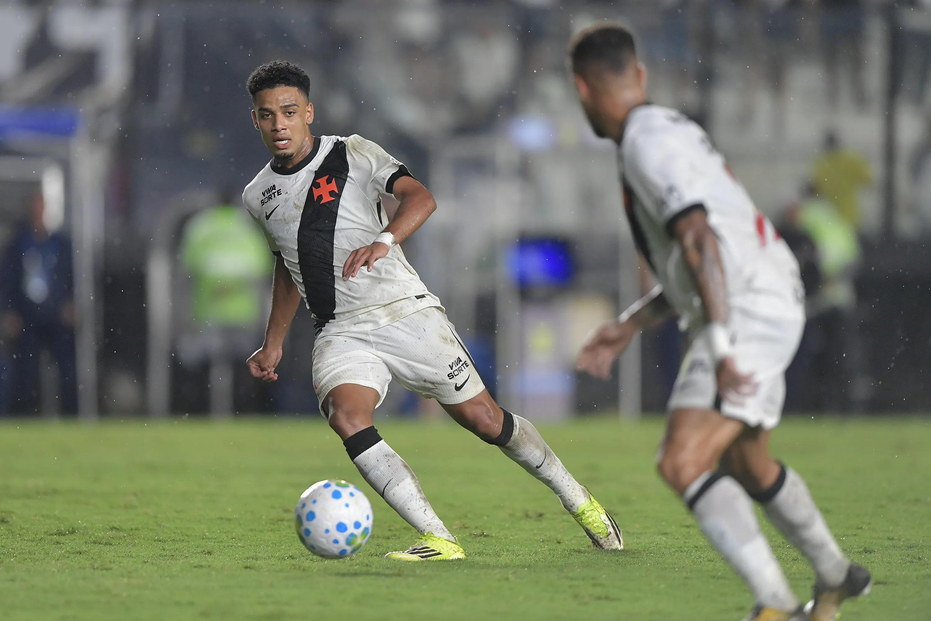 Brenner, jogador do Vasco, durante partida contra o Bahia -Foto: Thiago Ribeiro/AGIF