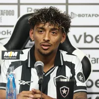 Cristian Medina pode ser titular em Botafogo x Flamengo