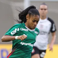 Tainá Maranhão comemora bom retrospecto do Palmeiras contra o Corinthians