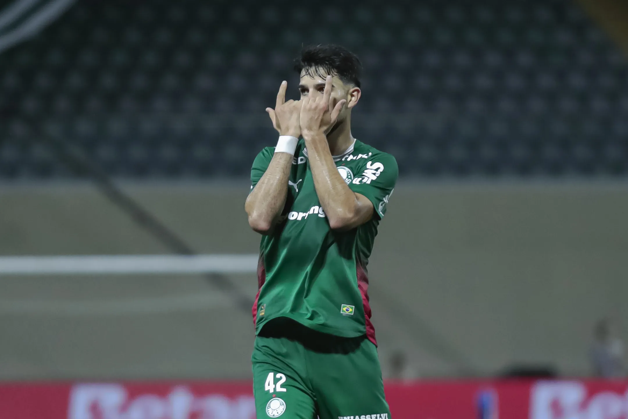 Flaco Lopez jogador do Palmeiras comemora seu gol durante partida contra o Guarani no estadio Arena Barueri pelo campeonato Paulista 2026. Foto: Marco Miatelo/AGIF