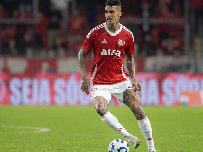 Internacional quer negociar o volante Richard