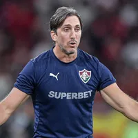 Zubeldía, do Fluminense, critica gramados sintéticos no Brasil