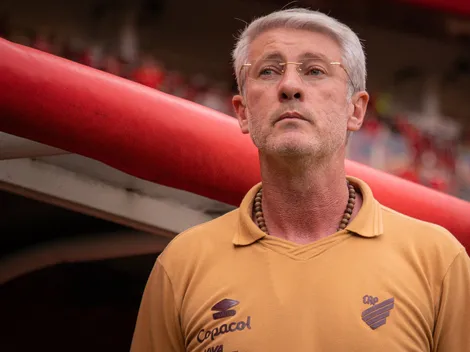 Athletico-PR define provável escalação para duelo contra o Fluminense