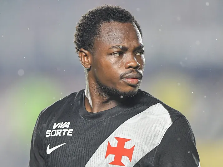 Andrés Gómez, do Vasco, recebe propostas da Europa