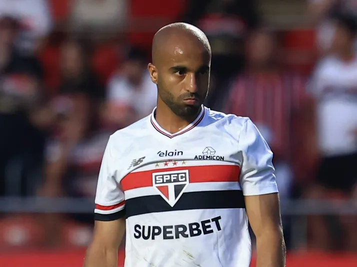 Torcida do São Paulo é contra renovação de Lucas Moura