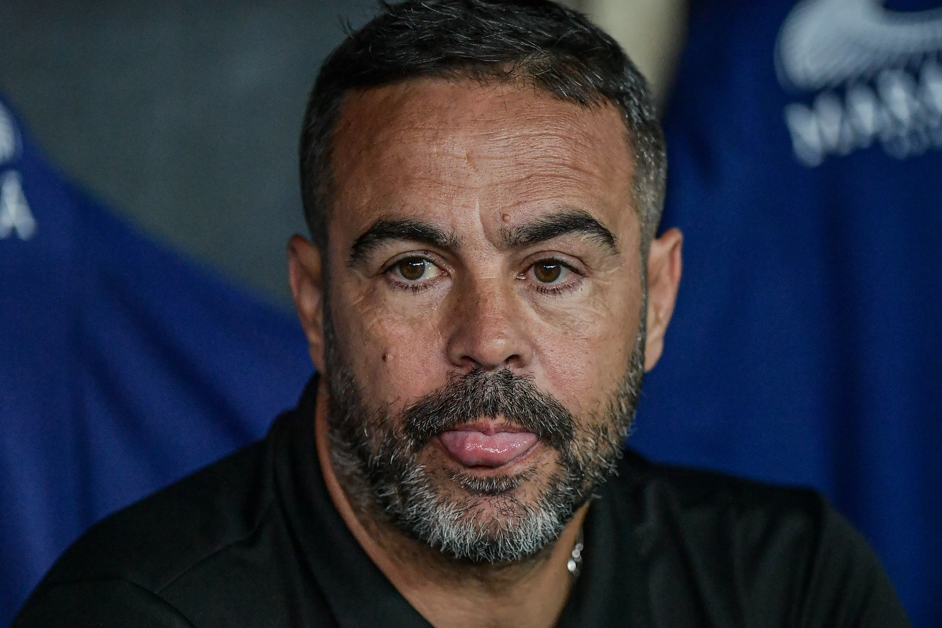 Artur Jorge durante partida contra o Criciúma pelo Campeonato Brasileiro de 2024. Foto: Thiago Ribeiro/AGIF
