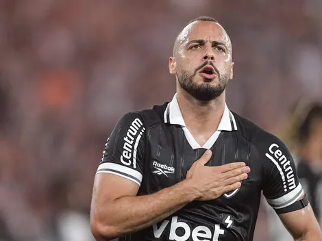 Corinthians pode fechar com Arthur Cabral, do Botafogo