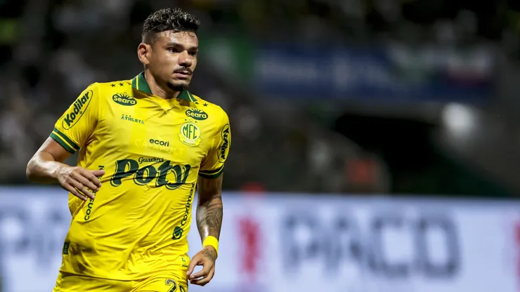 Tiquinho Soares jogador do Mirassol durante partida contra o Palmeiras no estádio Arena Allianz Parque pelo campeonato Brasileiro A 2026. Foto: Marco Miatelo/AGIF