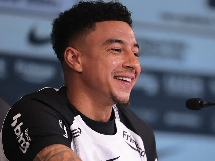 Dorival dá prazo para estreia de Lingard pelo Corinthians