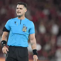 Árbitro de Internacional x Bahia relata invasão de campo no Beira-Rio