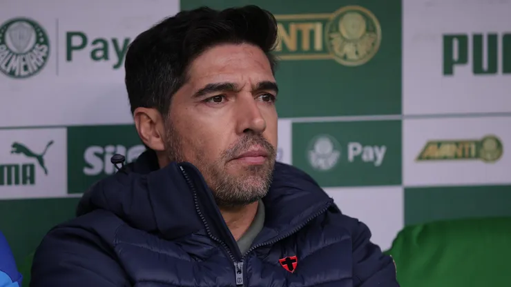 Abel Ferreira tecnico do Palmeiras durante partida contra o Ceara no estadio Arena Allianz Parque pelo campeonato Brasileiro A 2025.