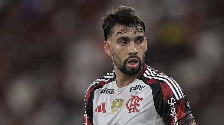 Lucas Paqueta jogador do Flamengo durante partida contra o Botafogo no estadio Engenhao pelo campeonato Brasileiro A 2026. Foto: Thiago Ribeiro/AGIF