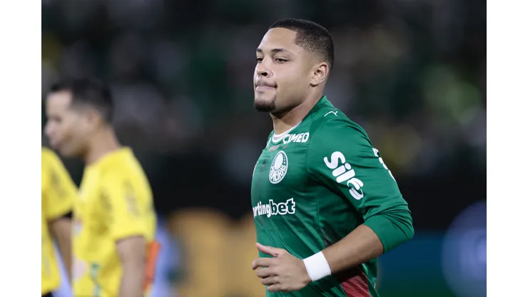 Vitor Roque, jogador do Palmeiras