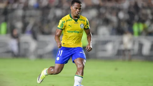 Arias jogador do Palmeiras durante partida contra o Vasco no estadio Sao Januario pelo campeonato [COMPETICAO]. 
