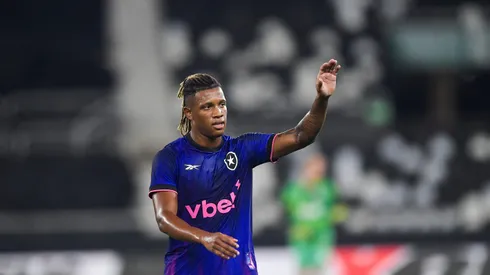 Danilo jogador do Botafogo durante partida contra o Bangu no estadio Engenhao pelo campeonato Carioca 2026.