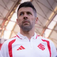 Paulo Pezzolano segue sendo elogiado nos bastidores do Internacional