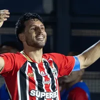 São Paulo quer renovar com Calleri e avalia plano vencedor