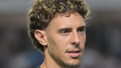 Nuno Moreira jogador do Vasco durante partida contra o Santos no estadio Vila Belmiro pelo campeonato Brasileiro A 2026. Foto: Jota Erre/AGIF