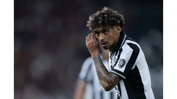 Medina, jogador do Botafogo