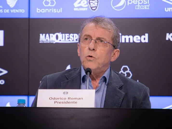 Grêmio cobra mudanças e define futuro na Libra