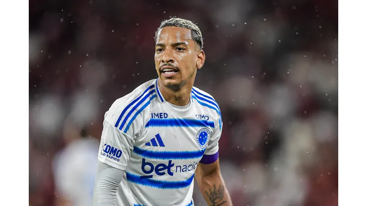 RJ - RIO DE JANEIRO - 11/03/2026 - BRASILEIRO A 2026, FLAMENGO X CRUZEIRO - Matheus Pereira jogador do Cruzeiro durante partida contra o Flamengo no estadio Maracana pelo campeonato Brasileiro A 2026. Foto: Thiago Ribeiro/AGIF