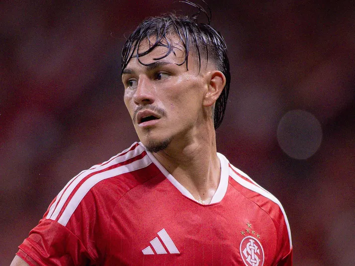 Sobis aprova mudança de posição de Bernabei no Internacional