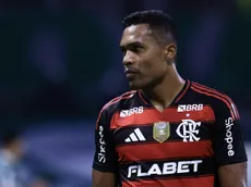 Alex Sandro pode voltar ao exterior e deixar o Flamengo ao final do contrato
