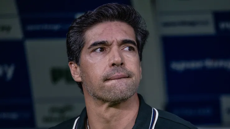 Abel Ferreira técnico do Palmeiras durante partida contra o Mirassol no estádio Arena Allianz Parque pelo campeonato Brasileiro A 2026. Foto: Ettore Chiereguini/AGIF