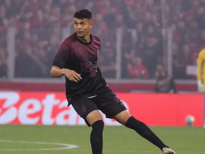 Athletico-PR consegue a "desconvocação" de Arthur Dias da Seleção sub-20