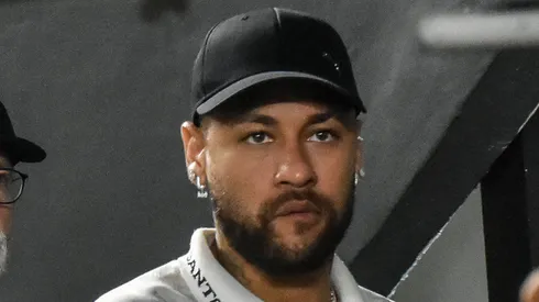 Neymar ainda tem esperança de ser convocado na seleção.