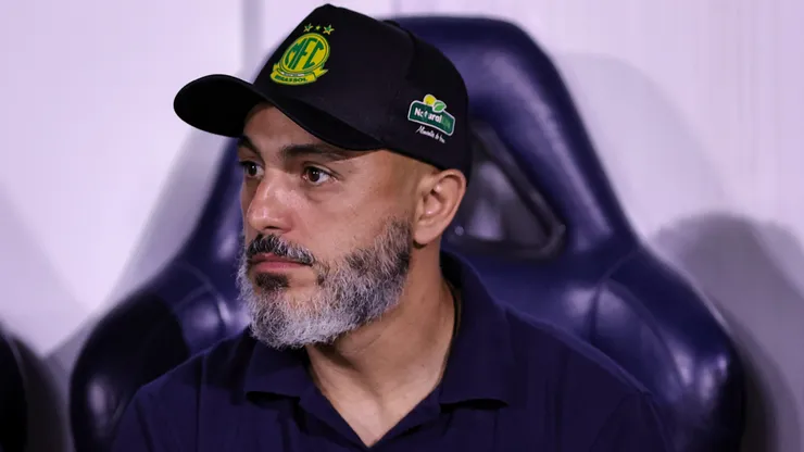 Rafael Guanaes tecnico do Mirassol durante partida contra o Palmeiras no estadio Arena Barueri pelo campeonato Paulista 2026. Foto: Fabio Giannelli/AGIF