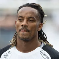 Carrillo é poupado por Dorival Júnior no Corinthians após desgaste